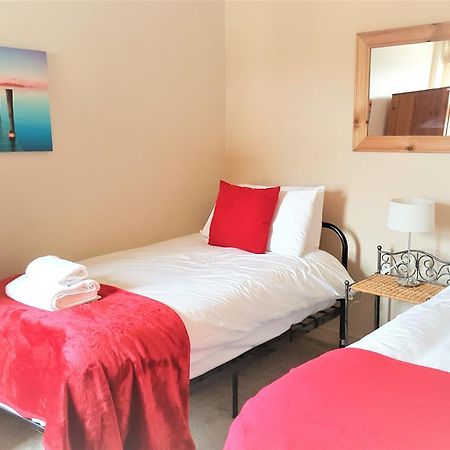 Swindon City Centre Duplex - Entercloud9Sa エクステリア 写真