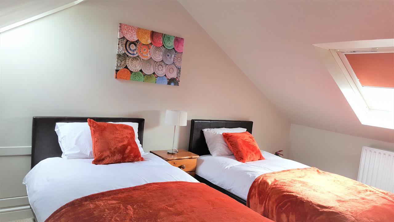 Swindon City Centre Duplex - Entercloud9Sa エクステリア 写真